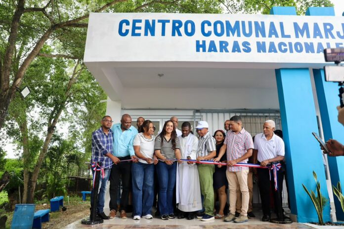 BETTY INAUGURA EN HARAS